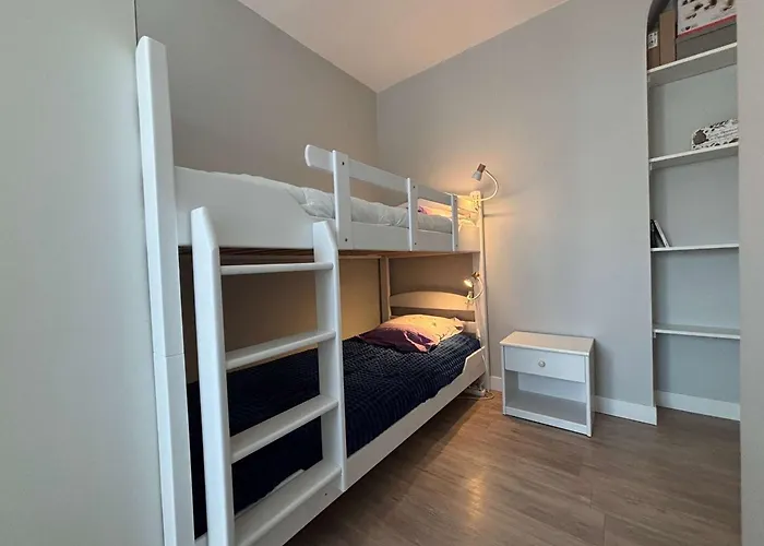 T3 Lumineux Au Centre De Royan, A 500m De La - Fr-1-494-222 Royan