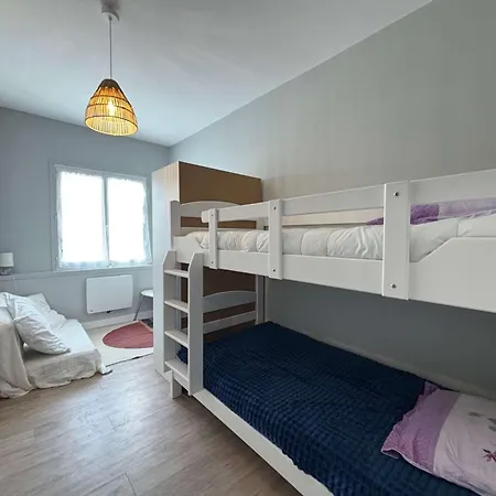 T3 Lumineux Au Centre De Royan, A 500m De La - Fr-1-494-222 Royan